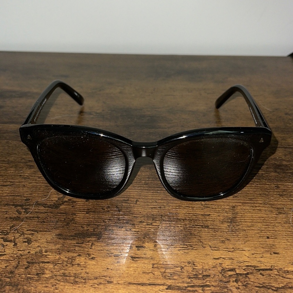 Diff Ryder Polarized Sunglasses with case
